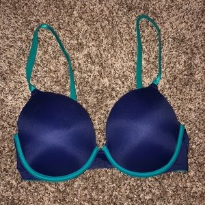 Victoria’s Secret PINK - 34 D - navy push-up